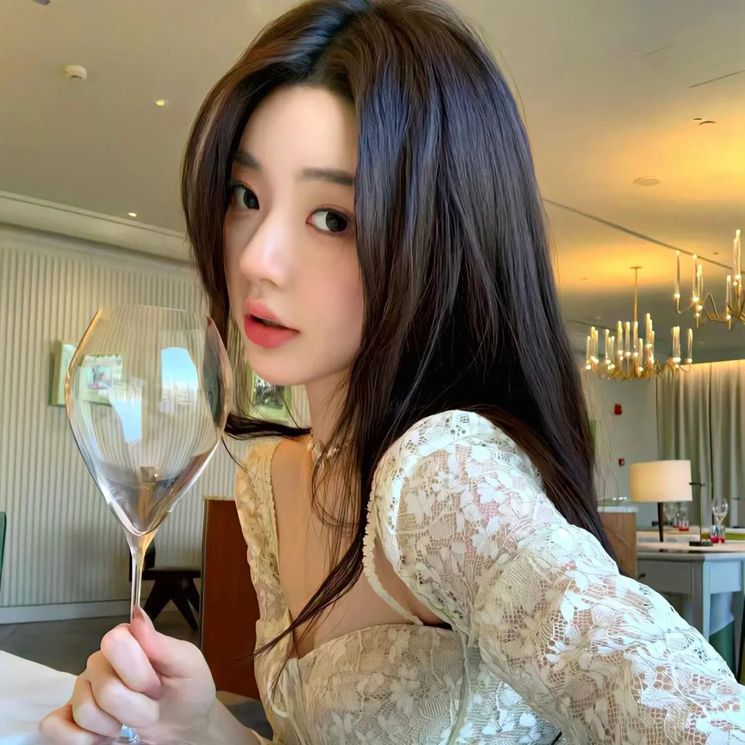 湖畔春晓